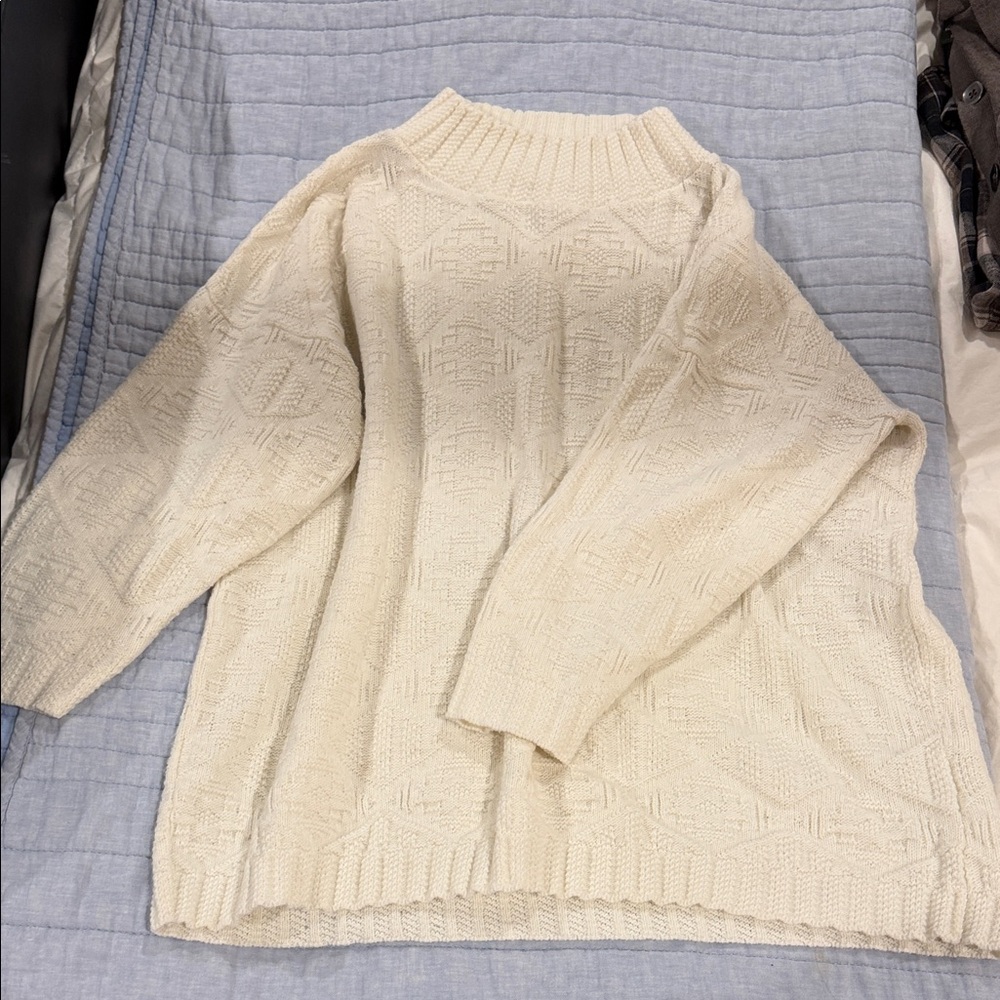 Cream Cable Knit Women's Sweater - Cozy Crewneck
